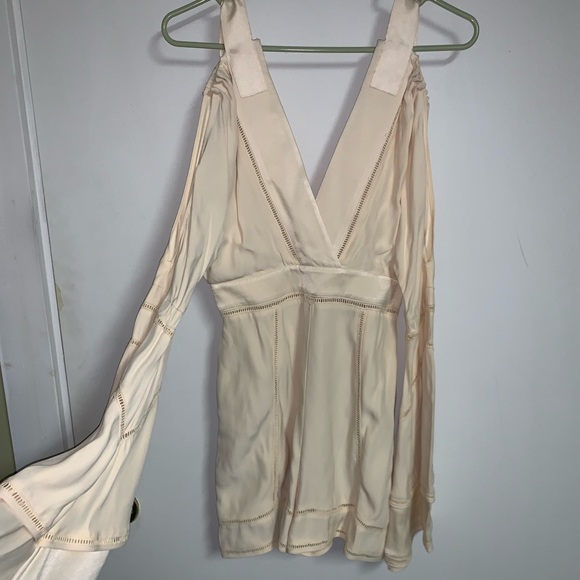 Finders Keepers cold shoulder playsuit - Picture 3 of 8